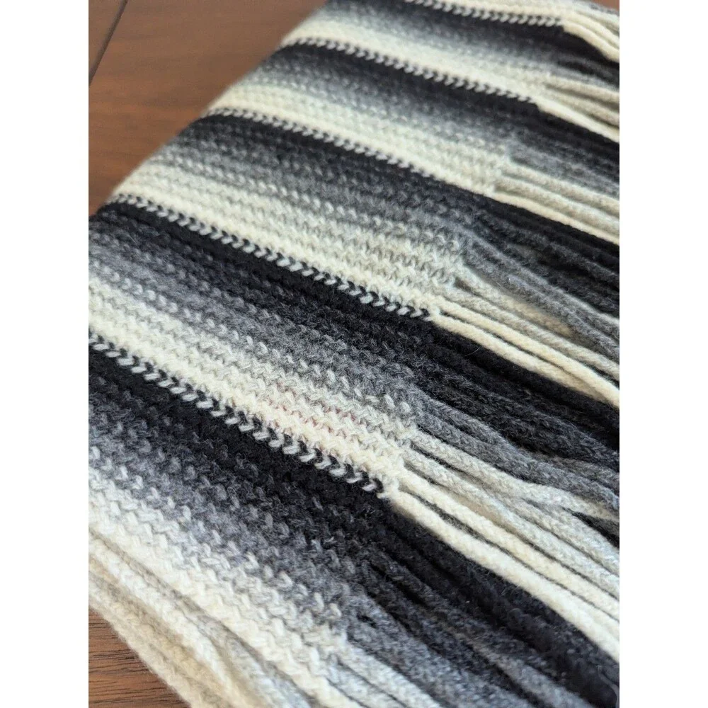 Vtg Nardi Tagliaferri Italian Wool Blend Knit Scarf Black White Chevron Stripe